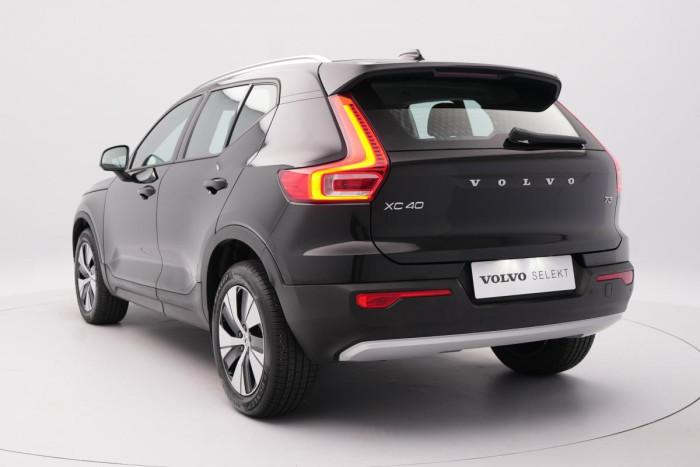 Volvo XC40 T3 MOMENTUM AUT REZERVACE 1.5 Momentum