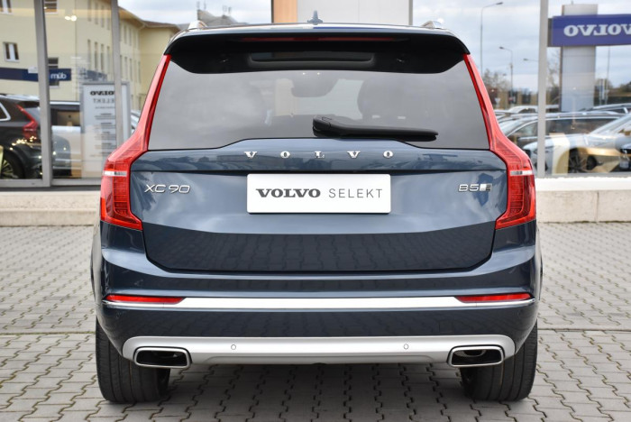 Volvo XC90 B5 AWD INSCRIPTION REZERVACE