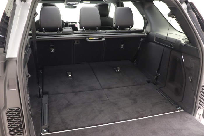 Land Rover Discovery D250 R-DYNAMIC SE REZERVACE 3.0 d Dynamic SE