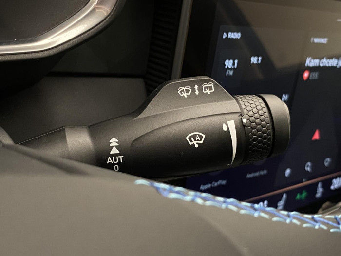 Lynk & Co 01 PHEV DCT AUT REZERVACE