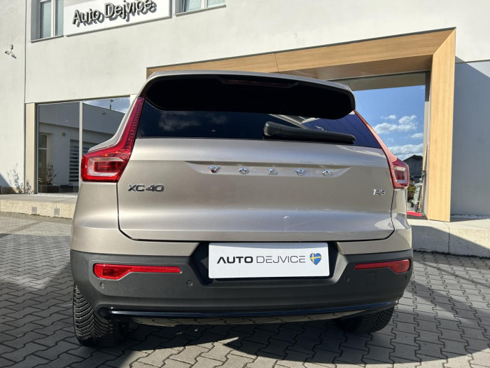 Volvo XC40 B3 AUT DARK PLUS 2.0 Plus