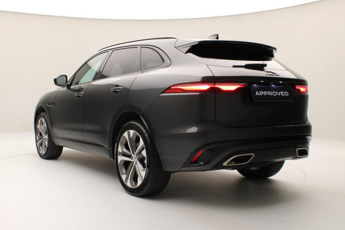 Jaguar F-Pace REZERVACE
