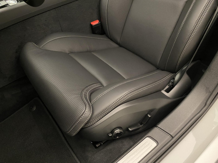 Volvo V60 B4 AUT BRIGHT PLUS