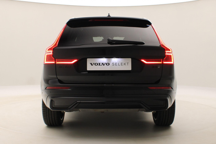 Volvo XC60 B5 AWD BLACK EDITION AUT 1.maj 2.0 Edition