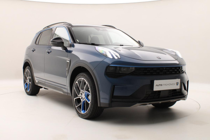 Lynk & Co 01 PHEV DCT AUT 1.maj. REZERVACE
