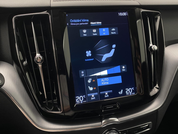 Volvo XC60 B4 MOMENTUM AUT CZ 2.0 Momentum