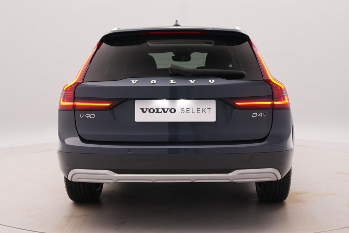 Volvo V90 CC B4 AWD PLUS REZERVACE
