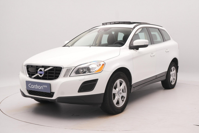 Volvo XC60 D5 AWD MOMENTUM 2.4 d Momentum