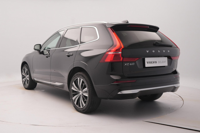 Volvo XC60 B4 AWD PLUS DARK AUT