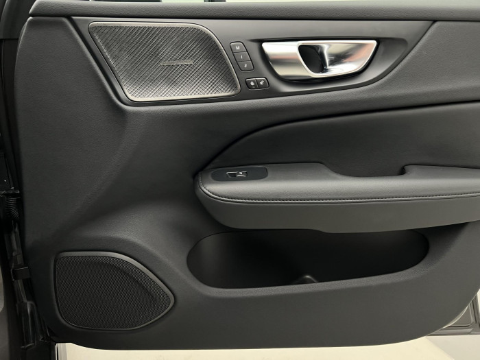 Volvo V60 CC B5 AWD PLUS BRIGHT AUT