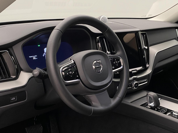 Volvo XC60 B5 AWD DARK ULTIMATE AUT CZ