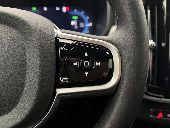 Volvo V90 T6 AWD RECHARGE PLUS DARK AUT
