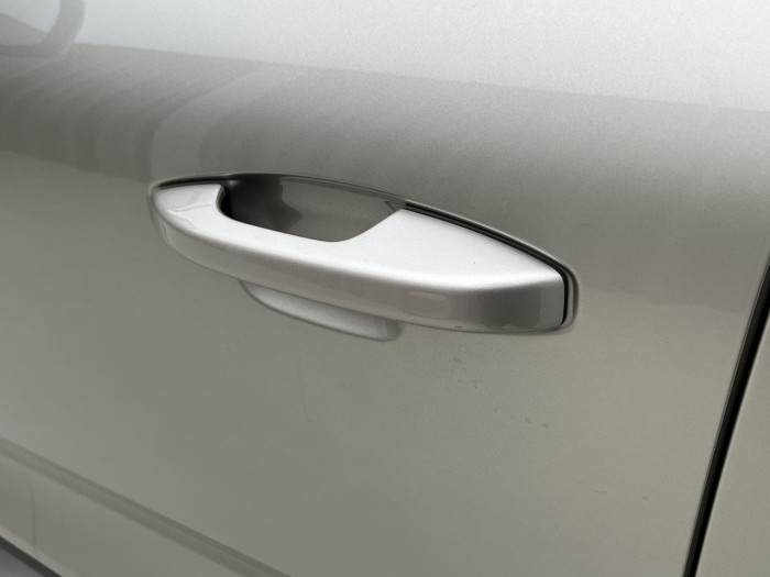 Volvo XC40 B4 AWD CORE AUT