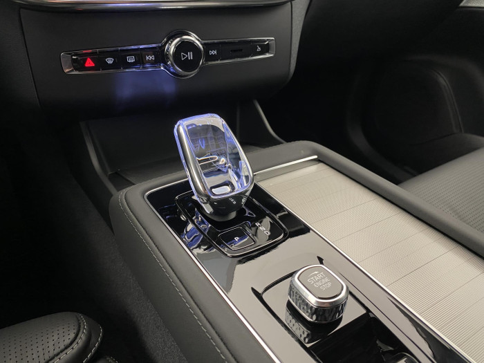 Volvo XC90 B5 AWD BLACK EDITION PLUS 7