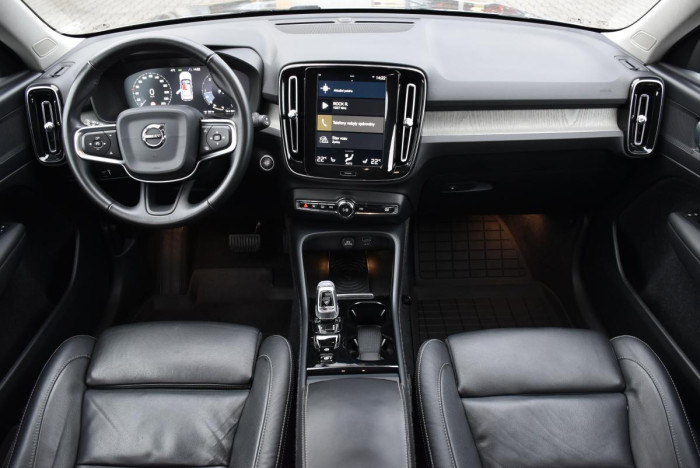 Volvo XC40 D3 INSRIPTION AUT REZERVACE 2.0 d