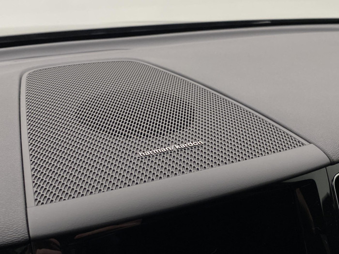 Volvo XC60 B5 AWD MOMENTUM AUT 2.0 Momentum