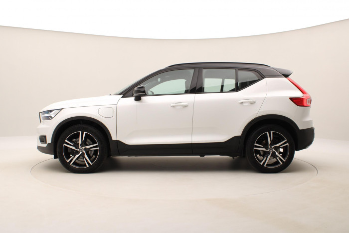 Volvo XC40 T5 R-DESIGN TWIN ENGINE AUT