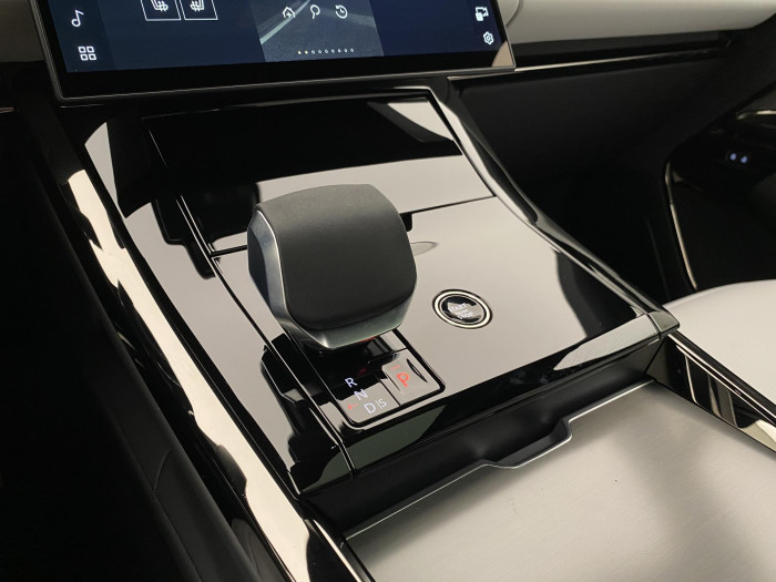 Land Rover Range Rover Sport D250 DYNAMIC SE AWD AUT 3.0 d Dynamic SE