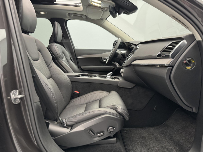 Volvo XC90 T8 AWD RECHARGE ULTIMATE 1.maj