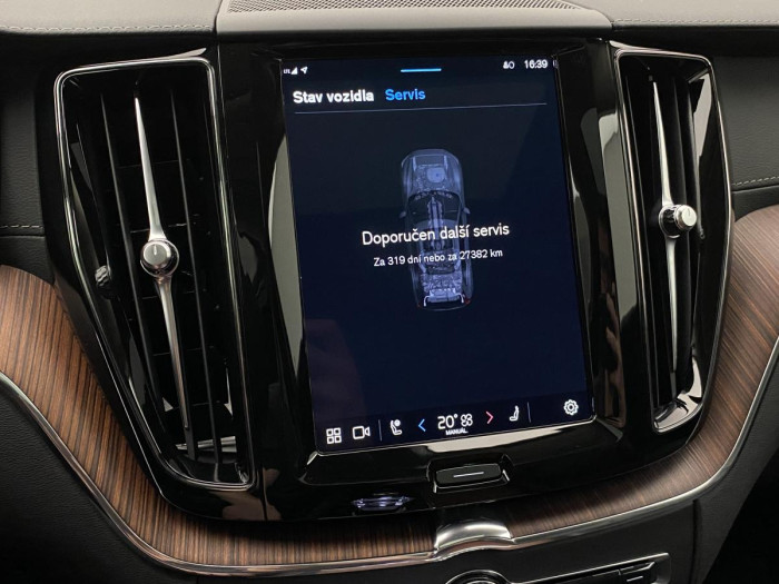 Volvo XC60 T6 AWD RECHARGE DARK ULTIMATE