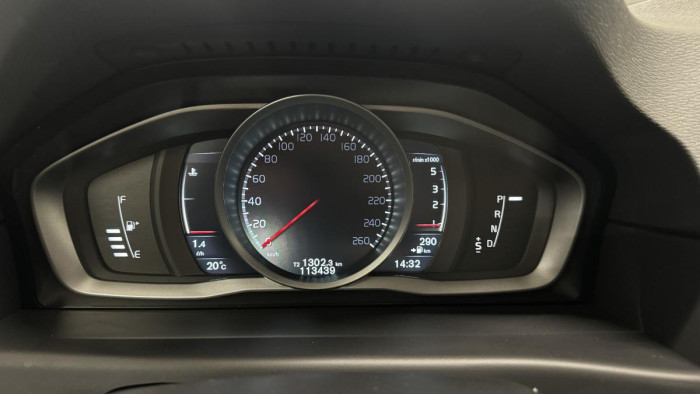 Volvo XC70 D4 AWD BLACK EDITION REZERVACE 2.4 d Edition
