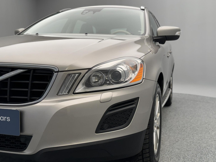 Volvo XC60 D3 AWD SUMMUM AUT CZ 2.4 d Summum