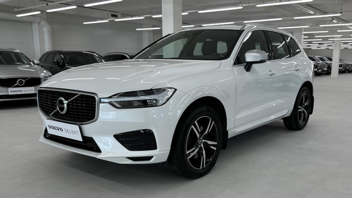Volvo XC60 D5 AWD R-DESIGN AUT REZERVACE 2.0 d