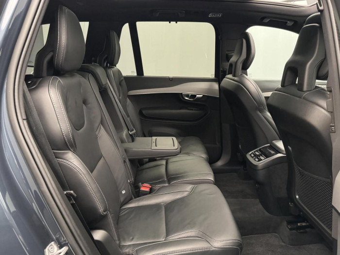 Volvo XC90 B5 AWD R-DESIGN AUT CZ