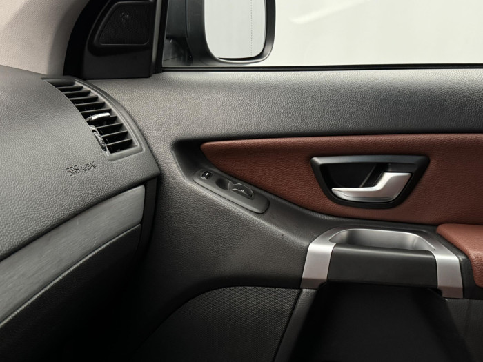 Volvo XC90 D5 AWD SUMMUM AUT 7M CZ 2.4 d Summum