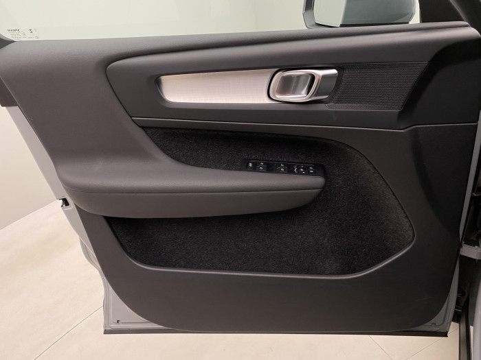 Volvo XC40 B4 CORE AUT 1.maj