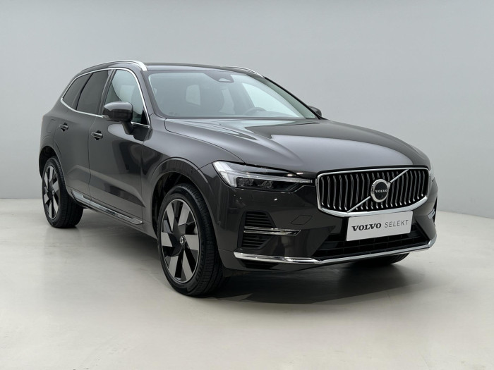 Volvo XC60 T6 AWD RECHARGE ULTRA BRIGHT