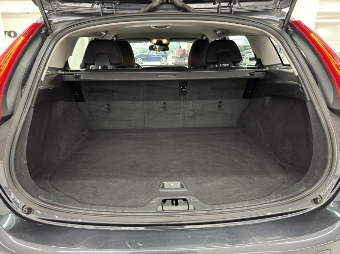 Volvo V60 D2 KINETIC NAVIGACE REZERVACE 2.0 d