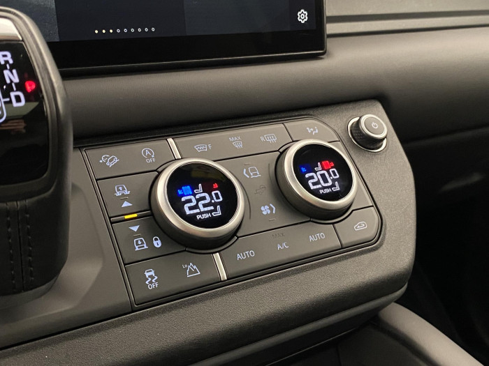 Land Rover Defender 110 D300 X-DYNAMIC HSE AWD AUT 3.0 d Dynamic