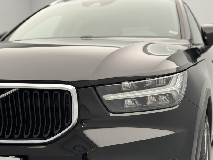 Volvo XC40 T2 MOMENTUM PRO REZERVACE 1.5 Momentum