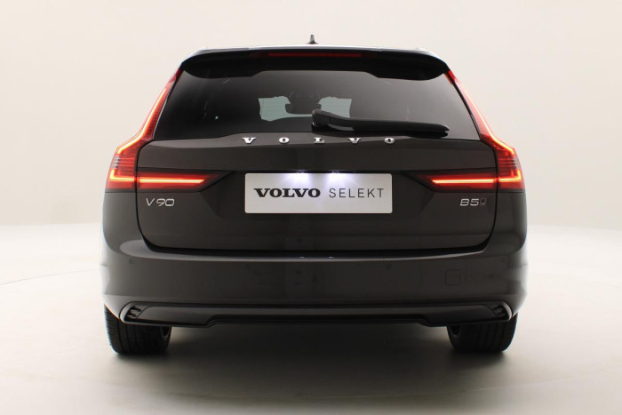 Volvo V90 B5 AWD R-DESIGN AUT 1.maj.