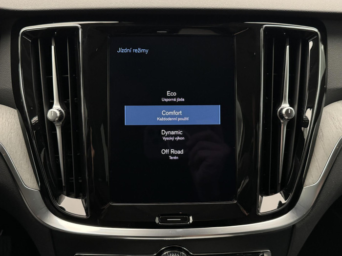 Volvo V60 CC B4 AWD MOMENTUM AUT 2.0 CC CC Momentum