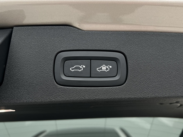 Volvo V60 T6 AWD AUT RECHARGE DARK ULTRA