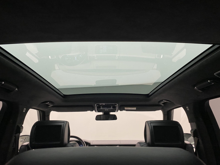 Land Rover Range Rover HYBRID AUTOBIOGRAPHY REZERVACE