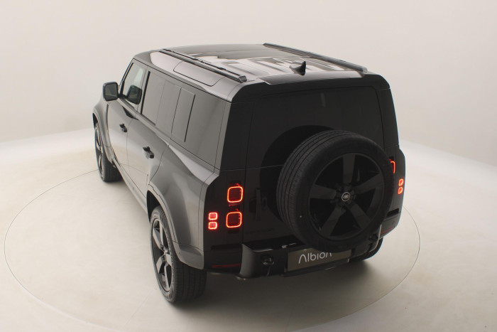 Land Rover Defender 110 D300 X-D HSE REZERVACE 3.0 d d