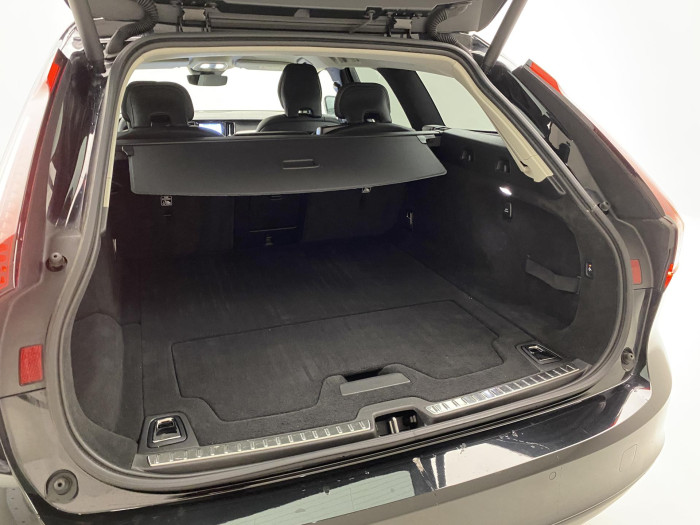 Volvo V90 T6 AWD PLUG-IN DARK PLUS AUT