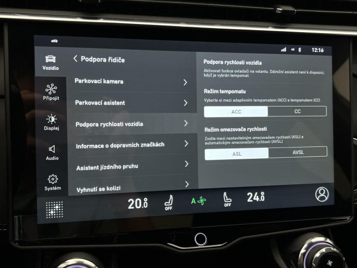 Lynk & Co 01 PHEV DCT 1.maj.