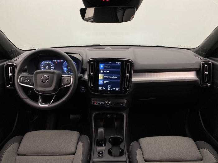 Volvo XC40 T2 CORE AUT CZ