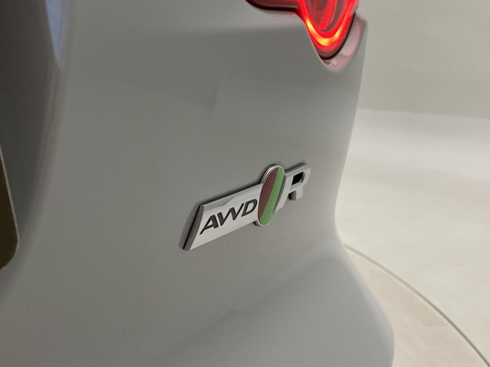 Jaguar F-Type R AWD AUT REZERVACE