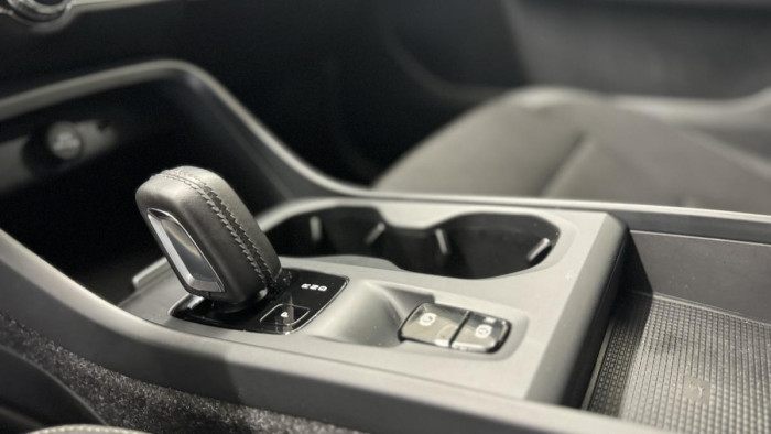 Volvo XC40 T5 TWIN ENGINE REZERVACE