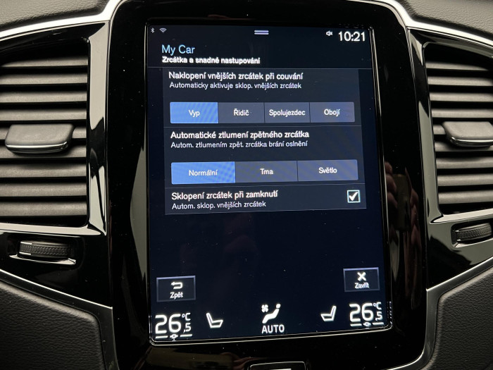 Volvo XC90 B6 AWD R-DESIGN AUT REZERVACE