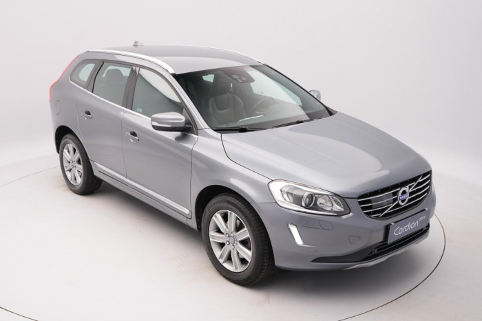 Volvo XC60 D4 AWD SUMMUM AUT REZERVACE 2.4 d Summum