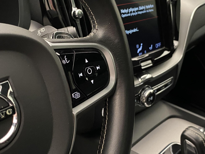 Volvo XC60 T8 AWD TWIN ENGINE R-DESIGN