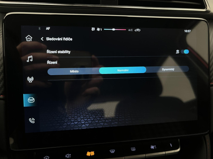 MG ZS 1.5 ESSENTIAL PLUS CZ 1.maj.