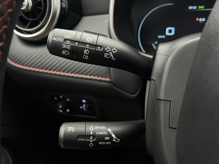 MG ZS 1.0T EXCLUSIVE AUT CZ 1.maj. 1.0 Exclusive