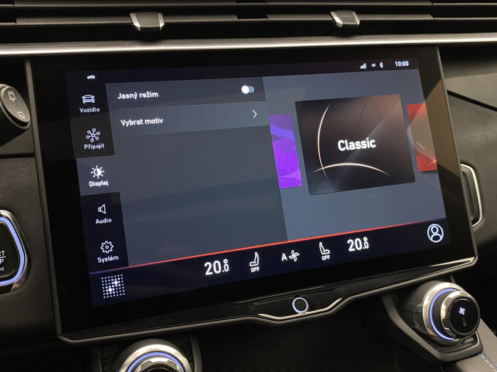 Lynk & Co 01 MORE PHEV